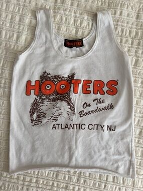 Hooters Atlantic City NJ Boardwalk White Tank with Orange Logo